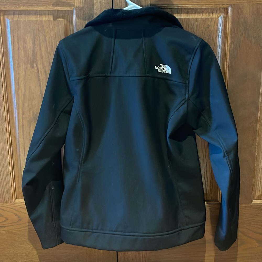 The North Face Softshell Jacket - image 5